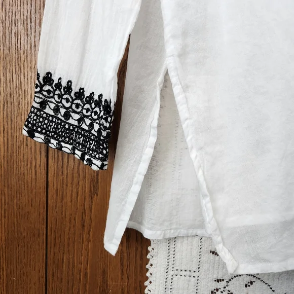 Ingear Resort White and Black Embroidered Top - Picture 5 of 13